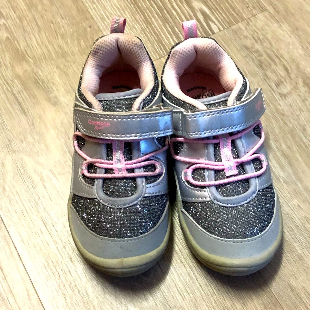 Oshkosh Girls Sneakers Size 10 - Picture 1 of 3